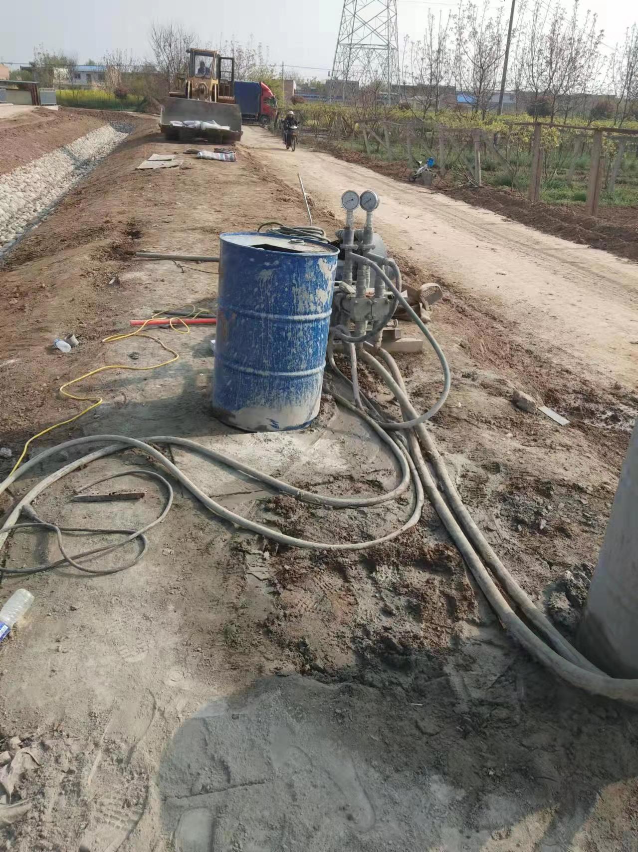 西乡塘顶管注浆